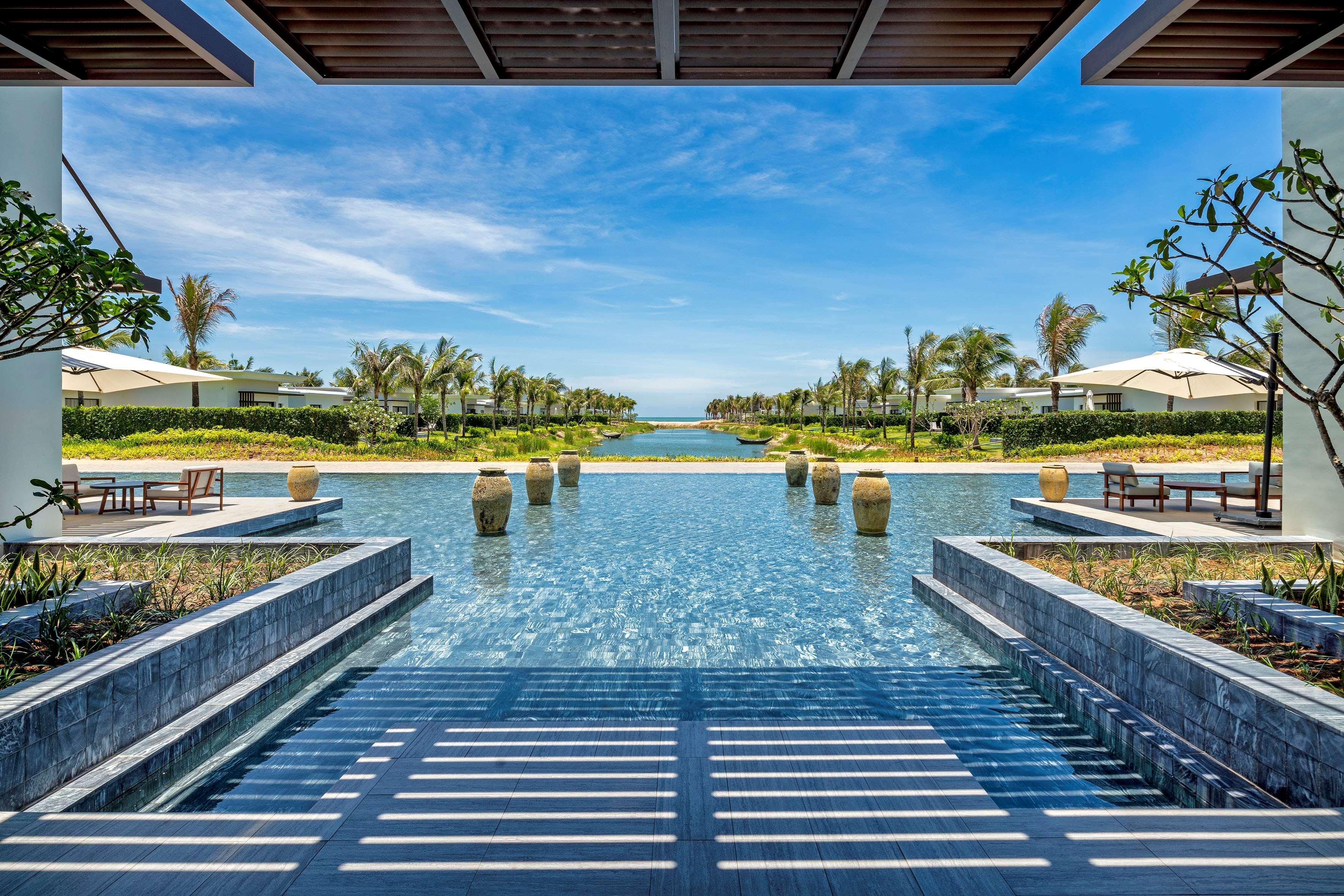 Melia Ho Tram Beach Resort Εξωτερικό φωτογραφία The pool at the Sheraton Nha Trang Hotel & Spa Resort